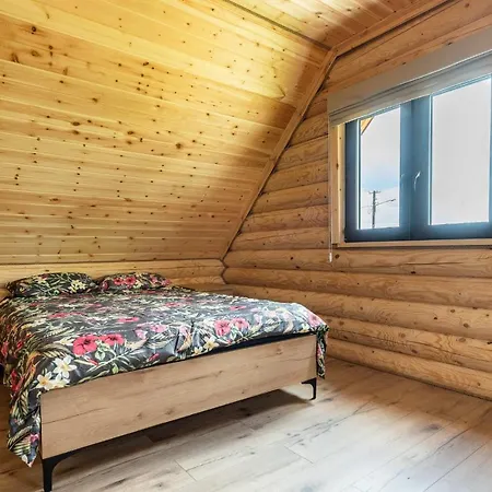Caloroczny Z Bali Na Mazurach Z Balia Ogrodowa, Sauna - 6 Osobowy