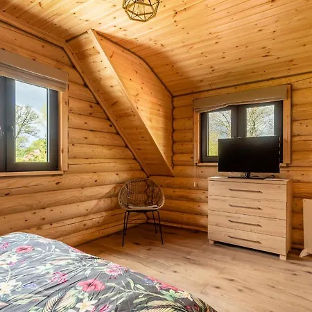 Holiday home Caloroczny Z Bali Na Mazurach Z Balia Ogrodowa, Sauna - 6 Osobowy *