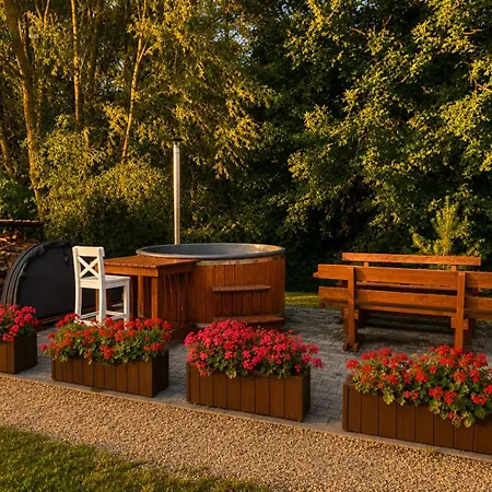 Caloroczny Z Bali Na Mazurach Z Balia Ogrodowa, Sauna - 6 Osobowy 10 Km Od Gizycka 30 Km Od Mikolajek Holiday home Milki