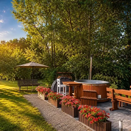 Caloroczny Z Bali Na Mazurach Z Balia Ogrodowa, Sauna - 6 Osobowy 10 Km Od Gizycka 30 Km Od Mikolajek * Milki